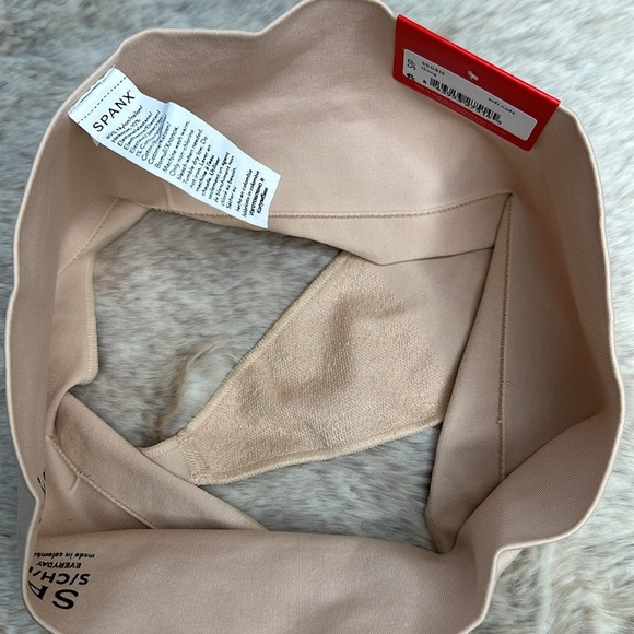 SPANX | Everyday Seamless Shaping Thong, in Soft Nude, Size S NWT - Picture 8 of 10